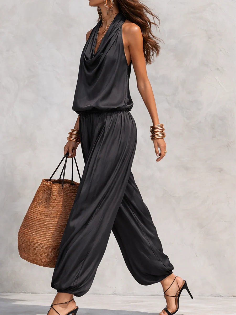 Σετ Τοπ με Χαμόγελο και Πλισέ Παντελόνι